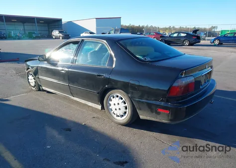 1997 Honda Accord Lx from USA, damaged, VIN 1HGCD5639VA251294